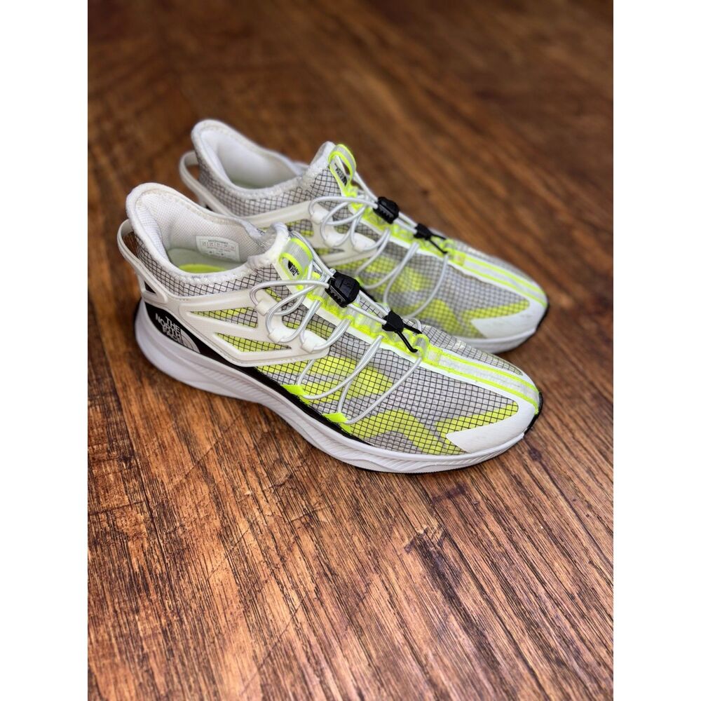 The North Face Oxeye Running Shoes Men's White Trail Athletic Sneakers